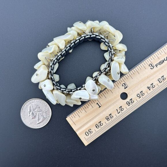 Vintage Cha Cha Mother Of Pearl Chips Bead Expandable Bracelet Signed Japan JSFK - Picture 3 of 9